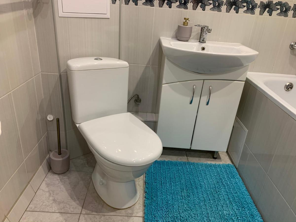 Апартаменты Возле Днепра Tcherkassy Extérieur photo